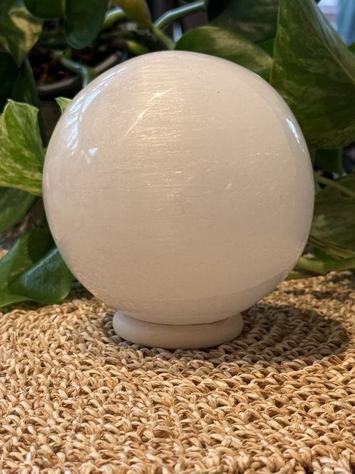 Hovedbilde Selenitt kule 10 cm